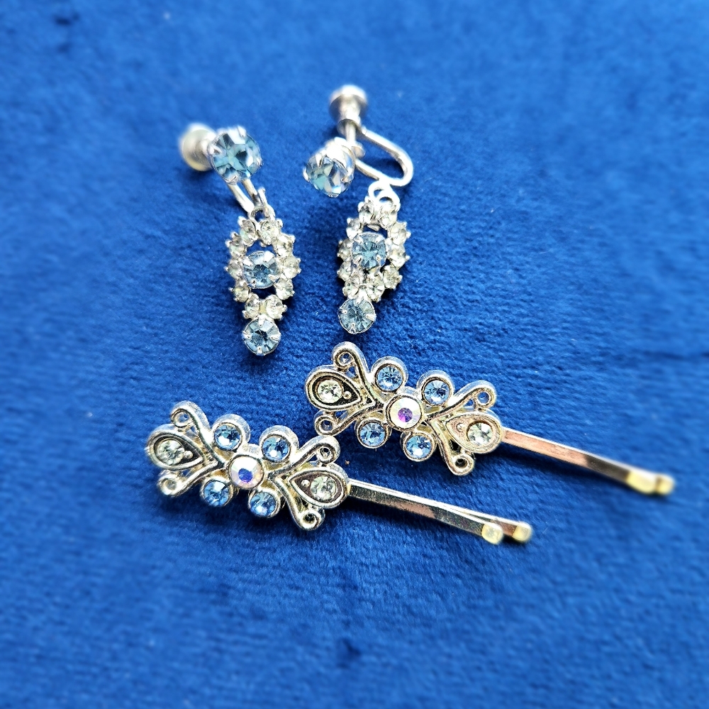 Screw back earring set